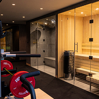 Insulated garden spa room