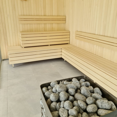 Garden room with Jacuzzi